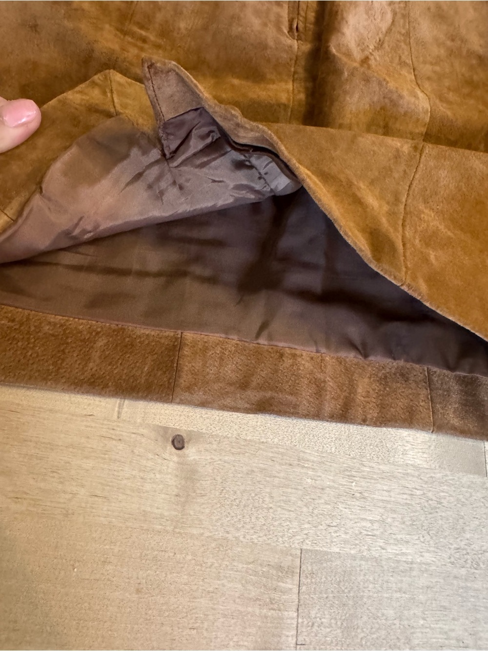 Vintage Don’t Stop camel Suede Pencil Skirt - Picture 3 of 8